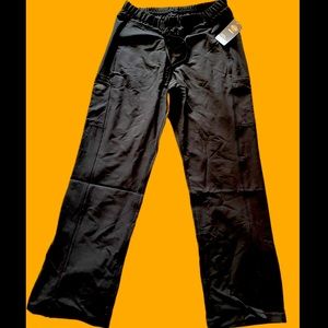 Dickies Medical Dynamix Pants Size Medium (BRAND NEW)
